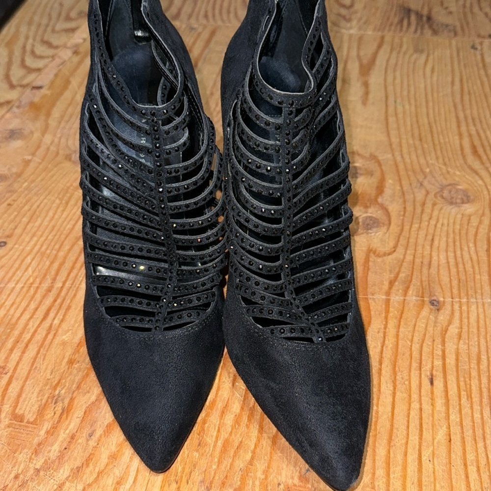 SIZE 9 WOMEN HEELS